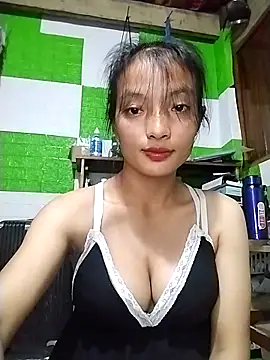 Snapshot of tdtd98 chatting on September 12, 3:23 pm tdtd98 online show from September 12, 3:23 pm