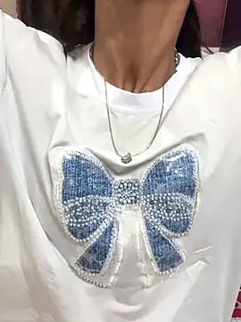 Snapshot of Desire_Zoya chatting on October 3, 6:09 pm Desire Zoya online show from October 3, 6:09 pm