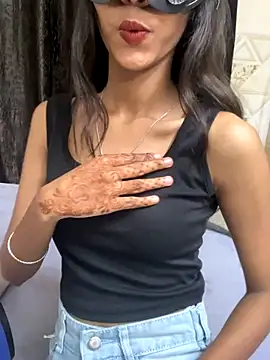 Snapshot of Desire_Zoya chatting on September 17, 6:54 pm Desire Zoya online show from September 17, 6:54 pm