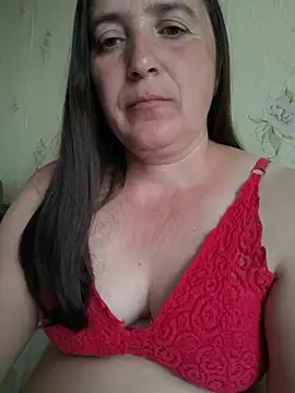 Snapshot of EvelinCutex chatting on June 26, 1:39 pm EvelinCutex online show from June 26, 1:39 pm