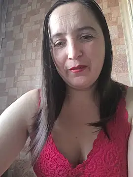 Snapshot of EvelinCutex chatting on November 3, 11:03 am EvelinCutex online show from November 3, 11:03 am