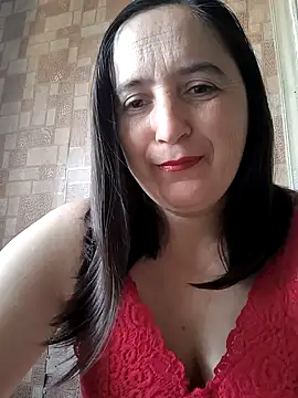 Snapshot of EvelinCutex chatting on October 4, 6:15 am EvelinCutex online show from October 4, 6:15 am