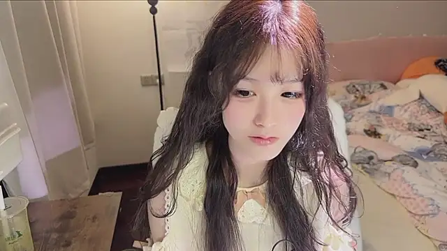 Snapshot of FuFu-puff chatting on November 23, 9:47 pm FuFu-puff online show from November 23, 9:47 pm