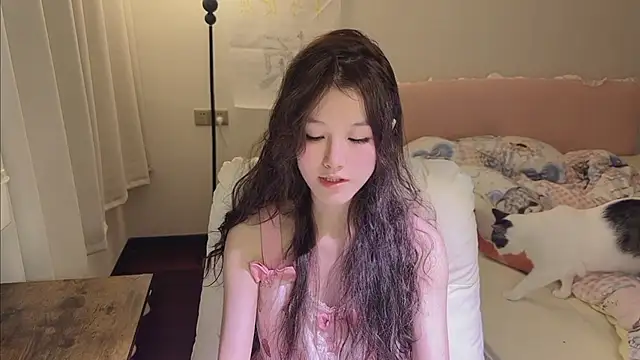 Snapshot of FuFu-puff chatting on December 1, 4:08 pm FuFu-puff online show from December 1, 4:08 pm