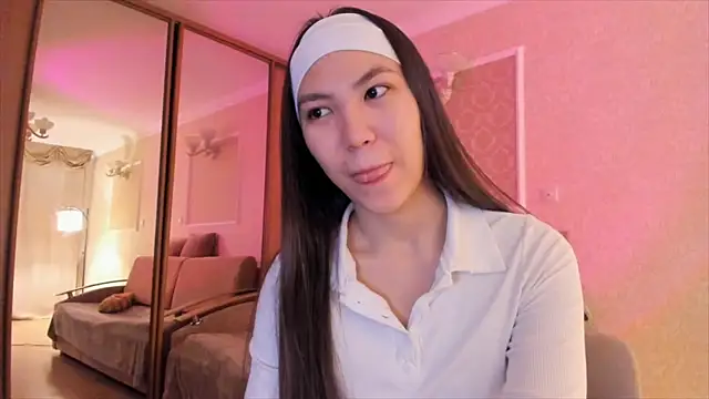 Snapshot of sakura_oki_doki chatting on October 16, 10:01 am sakura oki doki online show from October 16, 10:01 am