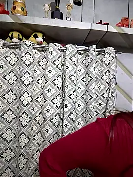 Snapshot of Anushka14321 chatting on January 12, 5:53 pm Anushka14321 online show from January 12, 5:53 pm