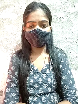 Snapshot of Paakhi-Singh chatting on November 25, 5:13 pm Paakhi-Singh online show from November 25, 5:13 pm