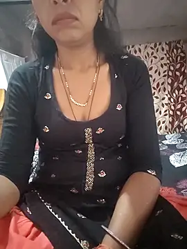 Snapshot of Paakhi-Singh chatting on May 2, 4:28 am Paakhi-Singh online show from May 2, 4:28 am