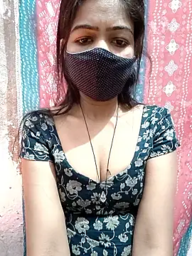 Snapshot of Paakhi-Singh chatting on January 7, 5:07 pm Paakhi-Singh online show from January 7, 5:07 pm