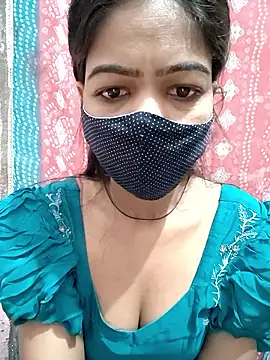 Snapshot of Paakhi-Singh chatting on January 6, 11:53 pm Paakhi-Singh online show from January 6, 11:53 pm