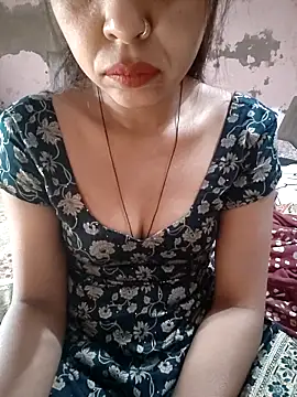 Snapshot of Paakhi-Singh chatting on December 17, 4:50 am Paakhi-Singh online show from December 17, 4:50 am