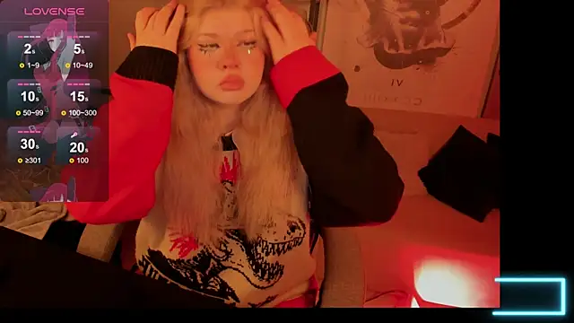 Snapshot of LilithNelson chatting on November 11, 8:36 pm LilithNelson online show from November 11, 8:36 pm