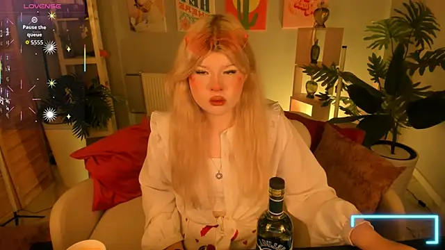 LilithNelson online show from October 8, 5:46 pm