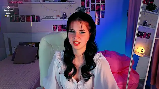 Snapshot of Wander_Waves chatting on September 18, 9:40 pm Wander Waves online show from September 18, 9:40 pm