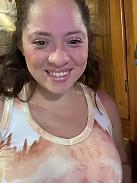 Snapshot of sabrossa chatting on February 11, 3:01 pm sabrossa online show from February 11, 3:01 pm