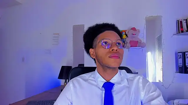 DEAMOL online show from November 14, 6:44 pm