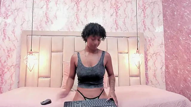 Snapshot of WILD_FIREE_ chatting on November 14, 8:23 pm WILD FIREE online show from November 14, 8:23 pm