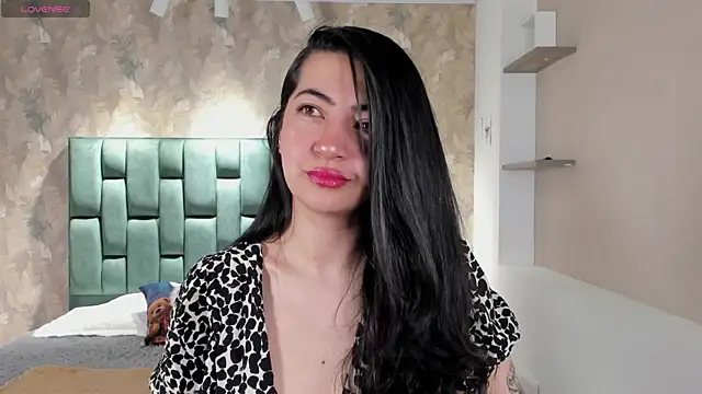 Snapshot of Saya_Amaretto1 chatting on November 13, 8:35 pm Saya Amaretto1 online show from November 13, 8:35 pm