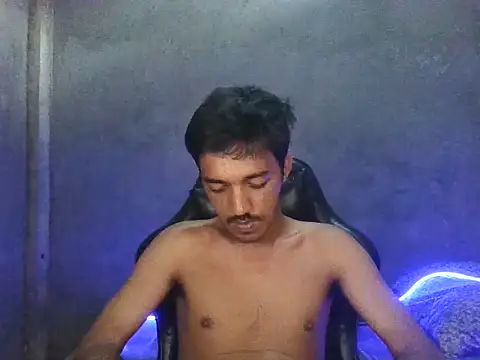 Snapshot of RowyCam chatting on November 4, 12:03 am RowyCam online show from November 4, 12:03 am