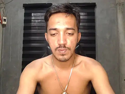 Snapshot of RowyCam chatting on September 14, 6:47 am RowyCam online show from September 14, 6:47 am