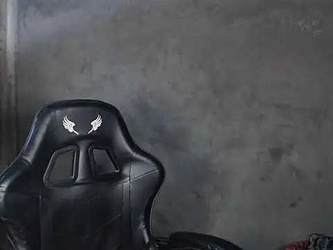 Snapshot of RowyCam chatting on November 26, 6:46 am RowyCam online show from November 26, 6:46 am