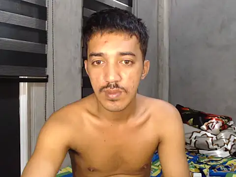 Snapshot of RowyCam chatting on September 17, 6:26 am RowyCam online show from September 17, 6:26 am