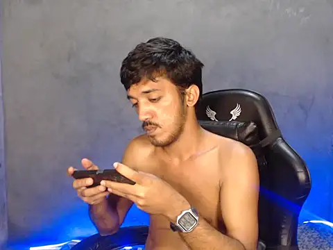 Snapshot of RowyCam chatting on November 20, 4:07 pm RowyCam online show from November 20, 4:07 pm