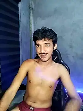 Snapshot of RowyCam chatting on November 21, 11:53 am RowyCam online show from November 21, 11:53 am