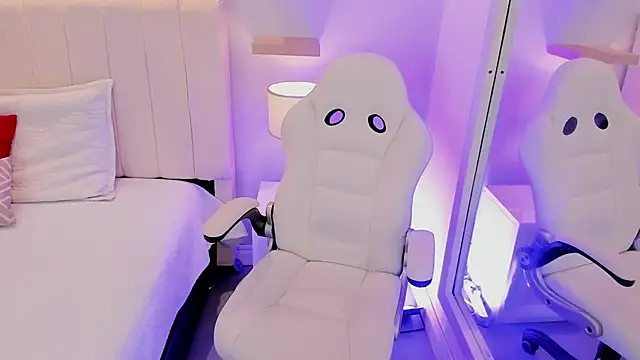 manyaa  online show from October 18, 7:49 pm