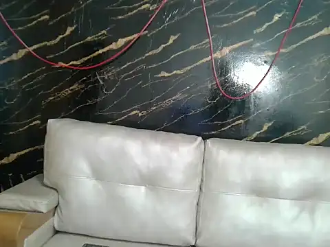 invincible200 online show from December 3, 1:21 pm