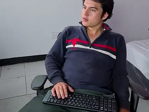 invincible200 online show from November 3, 1:58 pm