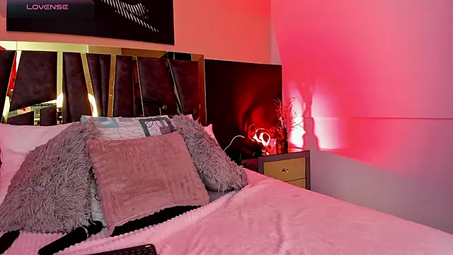 Snapshot of ScarletTorres chatting on November 4, 6:33 pm ScarletTorres online show from November 4, 6:33 pm