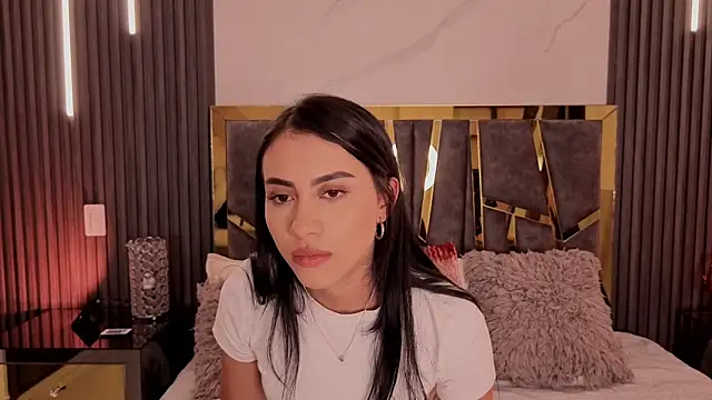 Snapshot of ScarletTorres chatting on July 17, 6:05 pm ScarletTorres online show from July 17, 6:05 pm
