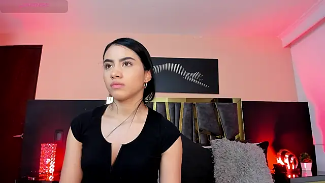 Snapshot of ScarletTorres chatting on October 4, 3:02 pm ScarletTorres online show from October 4, 3:02 pm