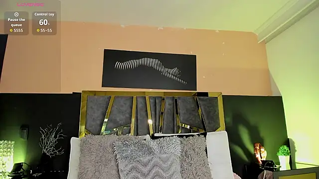 Snapshot of ScarletTorres chatting on February 2, 6:29 pm ScarletTorres online show from February 2, 6:29 pm