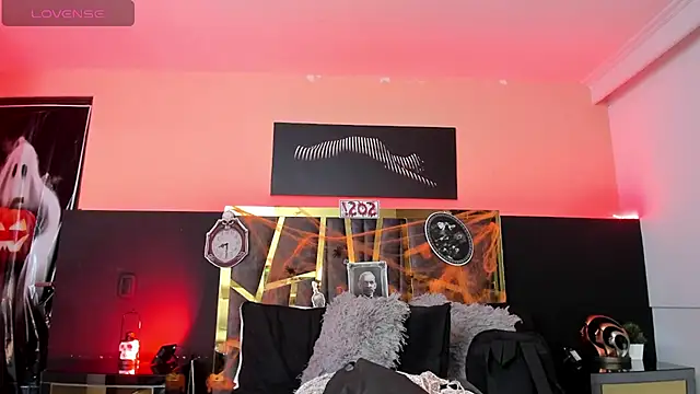 Snapshot of ScarletTorres chatting on October 22, 6:51 pm ScarletTorres online show from October 22, 6:51 pm