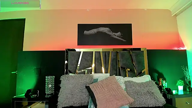 Snapshot of ScarletTorres chatting on November 15, 4:33 pm ScarletTorres online show from November 15, 4:33 pm