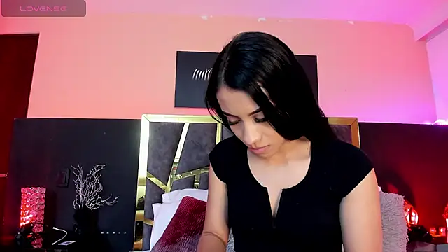 Snapshot of ScarletTorres chatting on December 3, 6:29 pm ScarletTorres online show from December 3, 6:29 pm