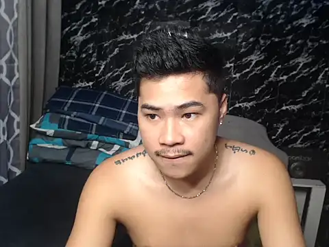 Snapshot of Sweet_asian98 chatting on July 20, 9:38 am Sweet asian98 online show from July 20, 9:38 am