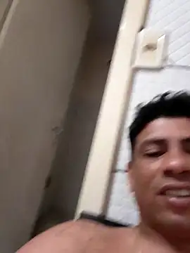 Snapshot of paulinhogostosinho chatting on February 1, 11:14 pm paulinhogostosinho online show from February 1, 11:14 pm