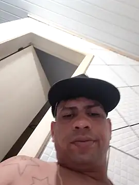 paulinhogostosinho online show from January 11, 4:52 am