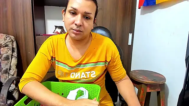 miss bigcockts online show from February 23, 11:00 am