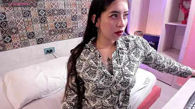 Keyla ruiz  online show from October 24, 11:53 am