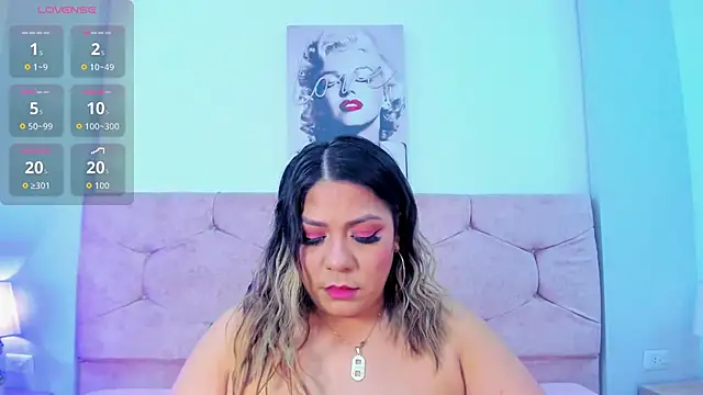 isabella horney  online show from September 23, 4:36 pm