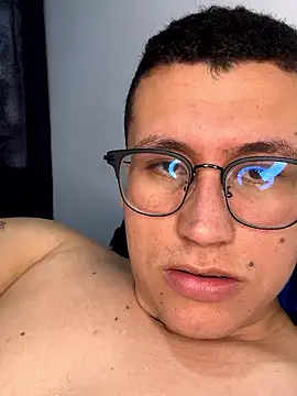 Kurtxxx22 online show from January 6, 6:56 pm