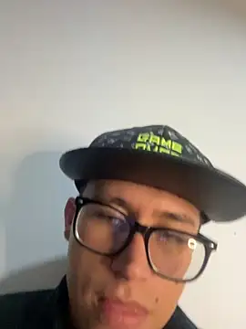 Kurtxxx22 online show from November 10, 10:04 pm