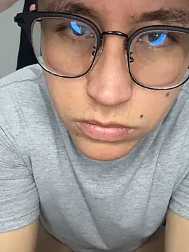 Kurtxxx22 online show from November 20, 4:46 am