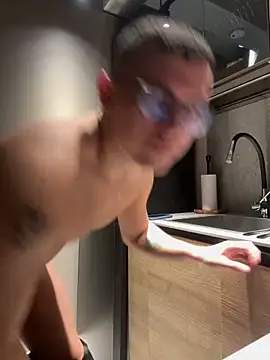 Kurtxxx22 online show from December 21, 6:15 am