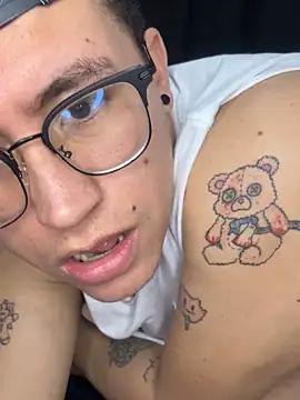 Kurtxxx22 online show from November 24, 2:11 am