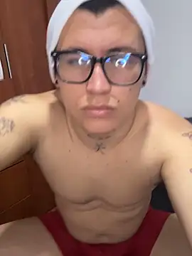 Kurtxxx22 online show from November 3, 8:23 pm